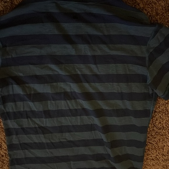 Men’s Lululemon T-shirt size large - Picture 2 of 3